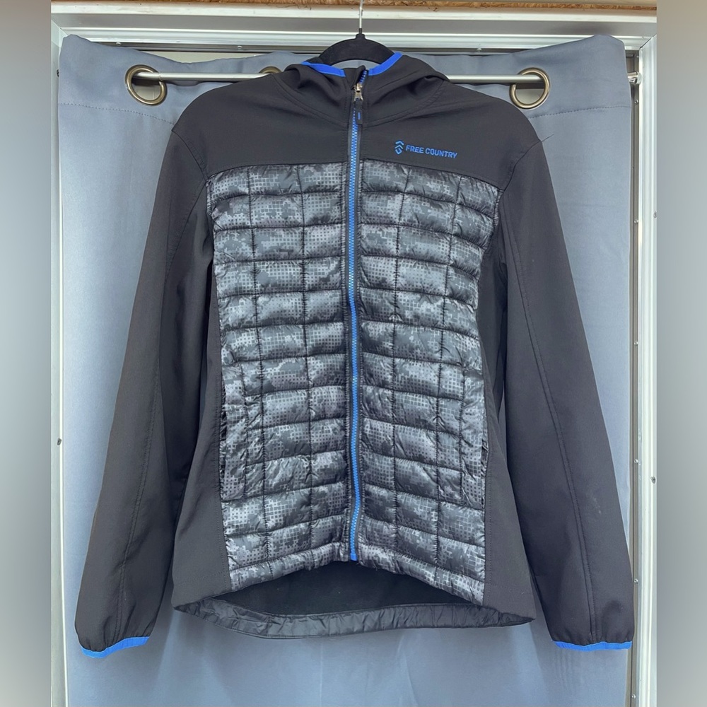 Free Country Soft Shell Boys Jacket, Size XL (18-20)
